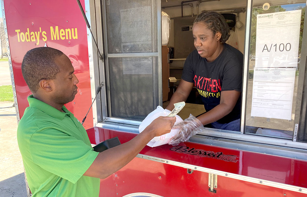 Food truck spotlights Jamaican cuisine